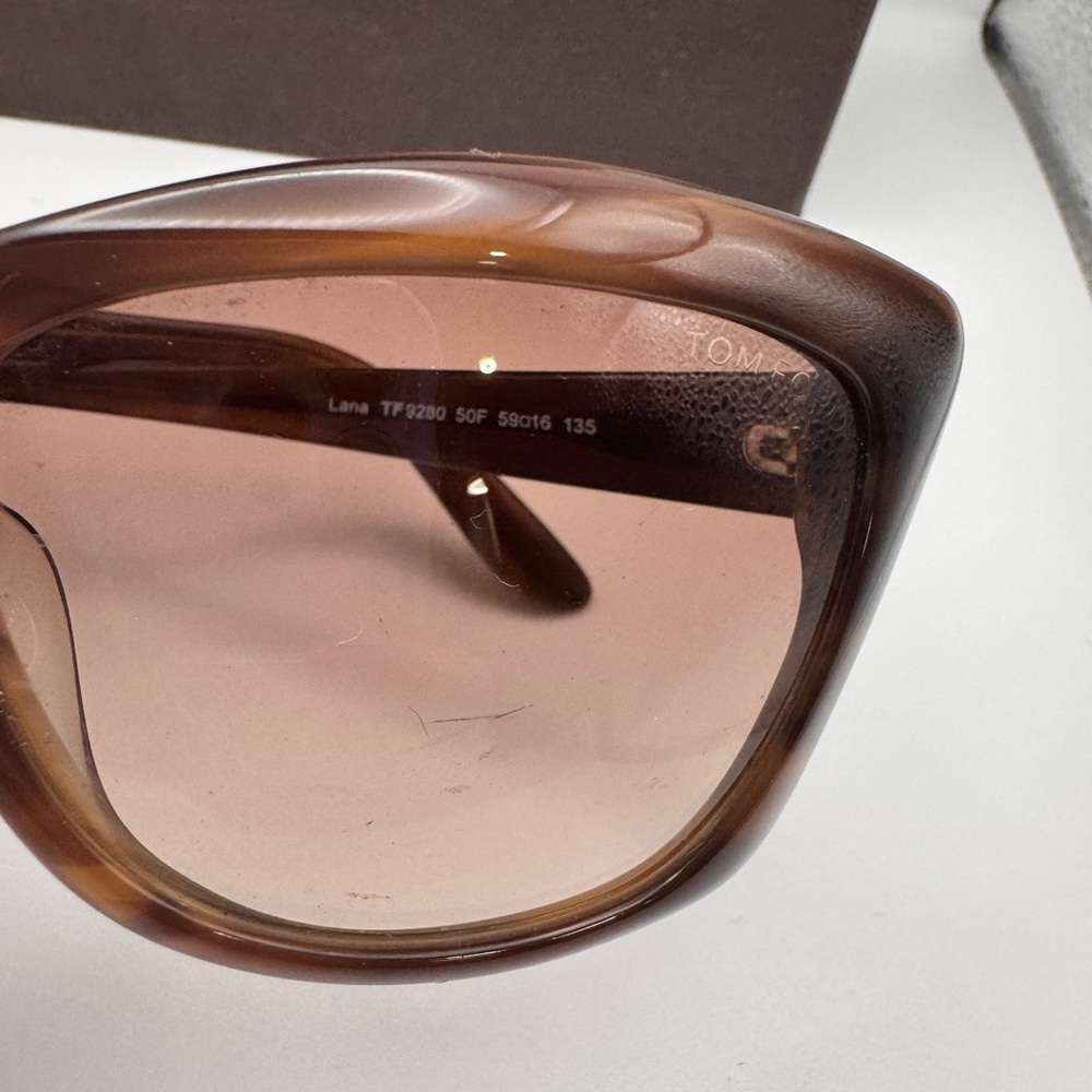 Tom Ford TF9280 Sunglasses - Picture 6 of 7